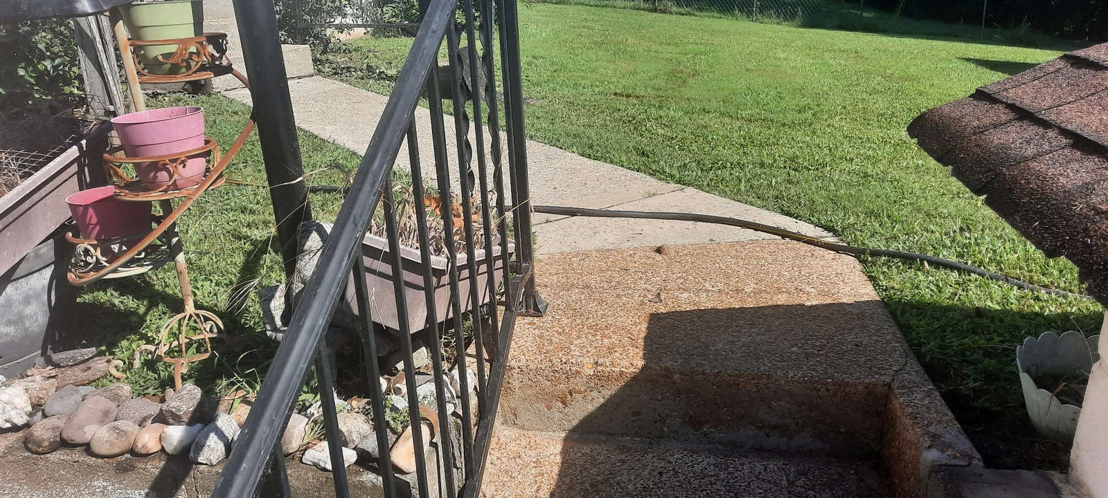 Before cleaning: Side Steps & Landing — Wilson County, TN